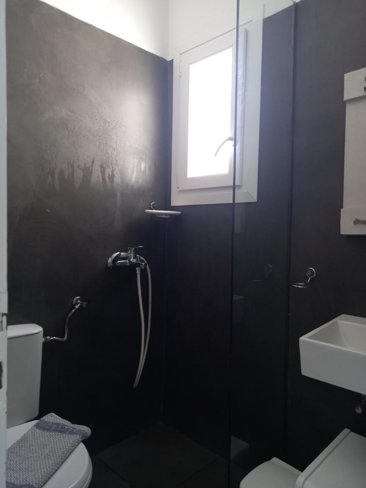 Aparthotel Three Harites Perissa  Habitación foto
